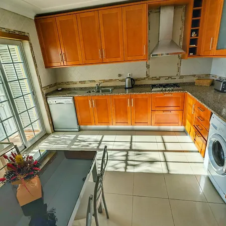 Farm Village- Townhouse 2 Mins From Old Town Albufeira *