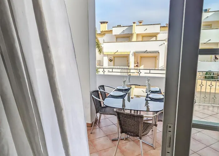 펜션 Farm Village- Townhouse 2 Mins From Old Town 알부페이라